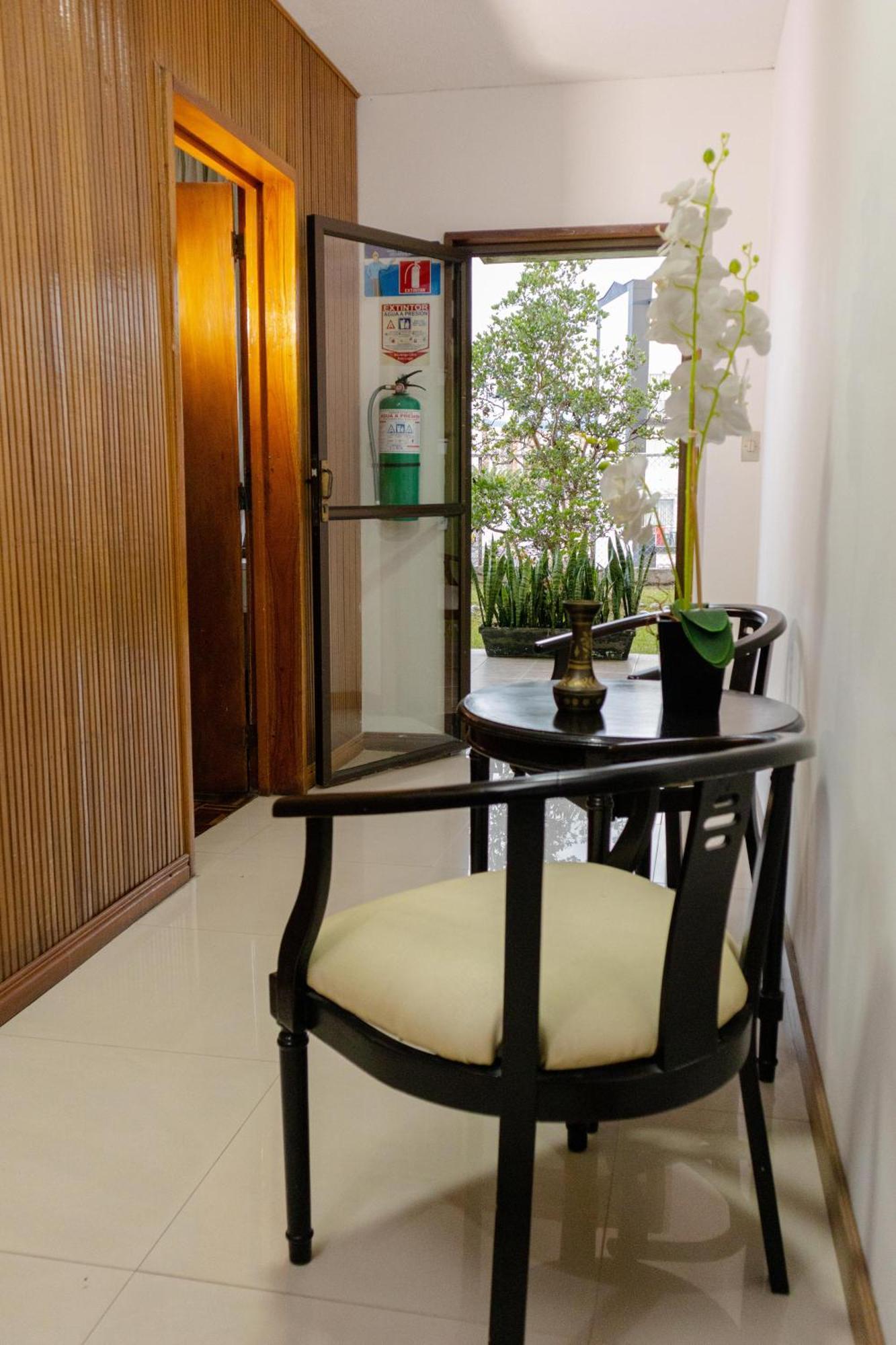 Hotel Regine'S มานิซาเลส ภายนอก รูปภาพ