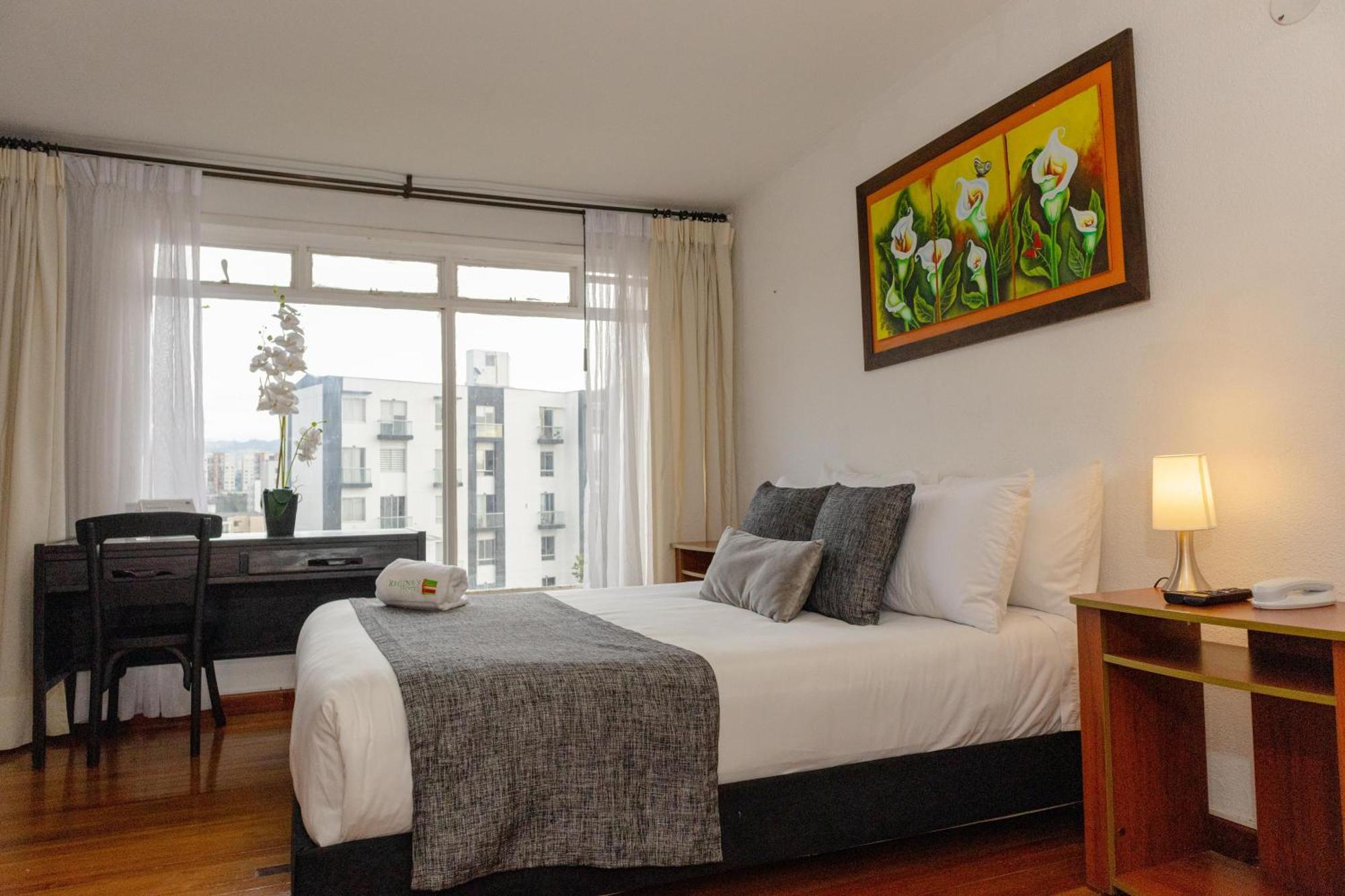Hotel Regine'S มานิซาเลส ภายนอก รูปภาพ