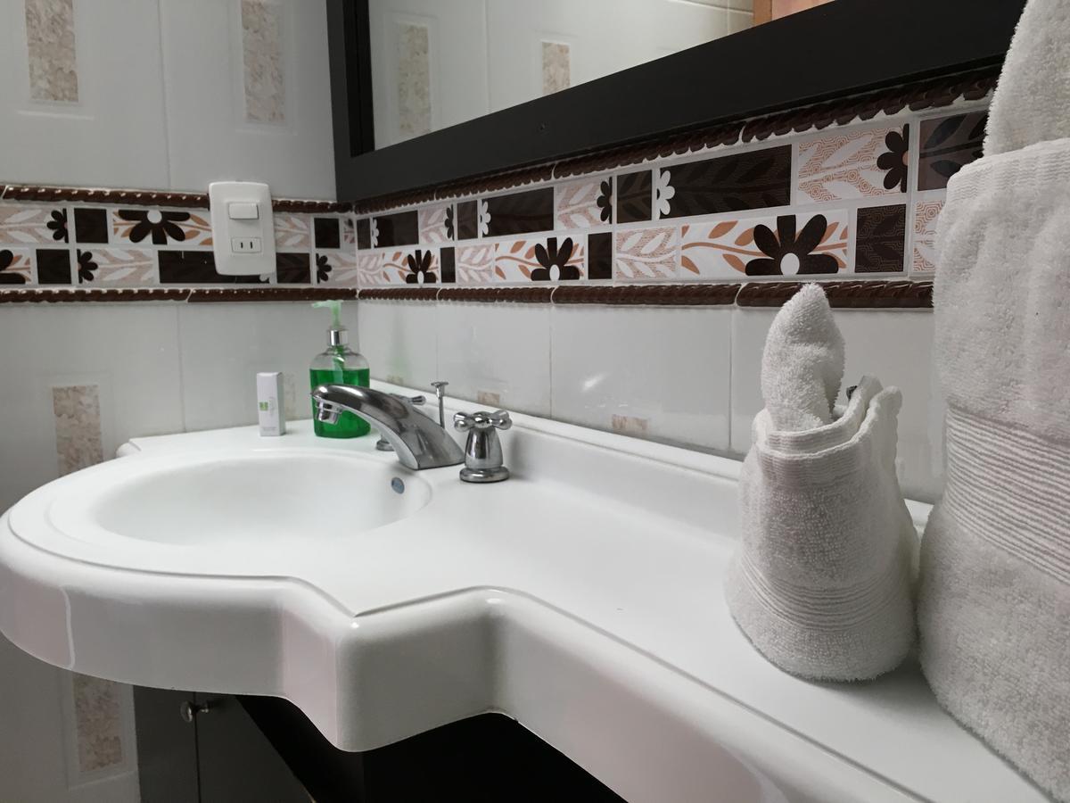 Hotel Regine'S มานิซาเลส ภายนอก รูปภาพ